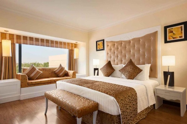Ramada Plaza by Wyndham Karachi Airport Hotel image 10